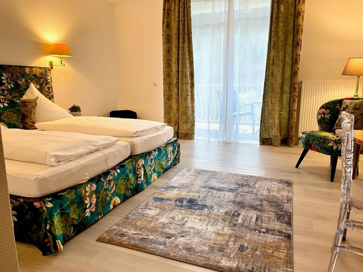 Hotel Zum Engel Mespelbrunn Exteriér fotografie